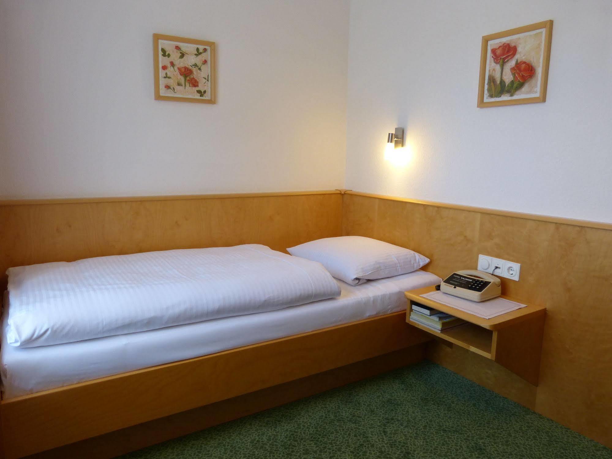 Hotel Wurms Düsseldorf Extérieur photo