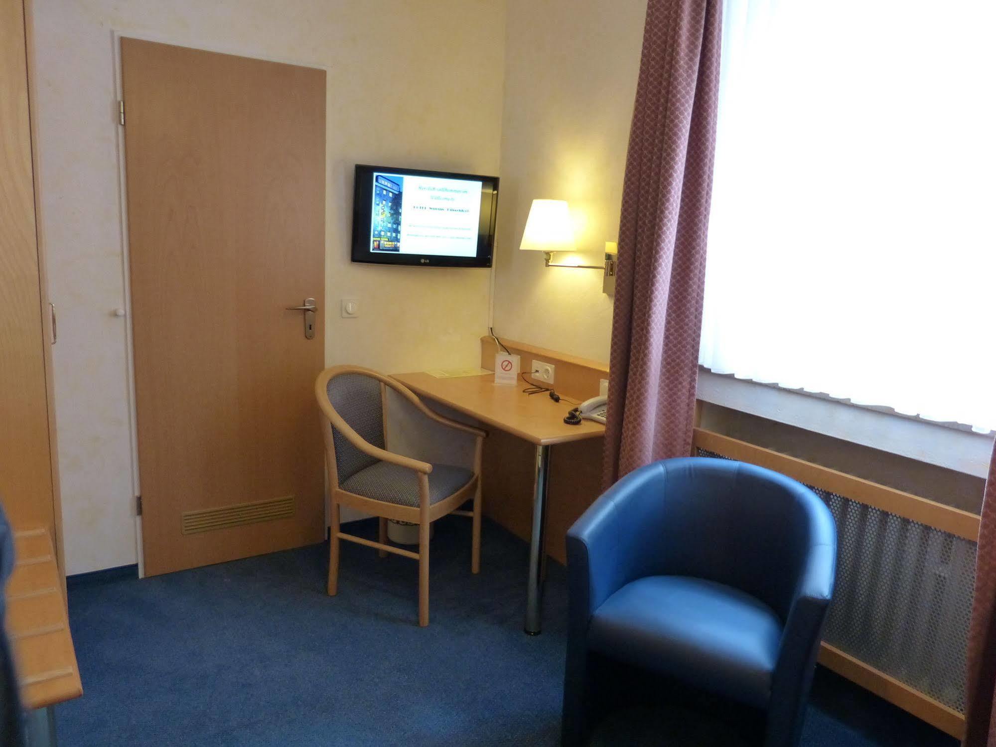 Hotel Wurms Düsseldorf Extérieur photo