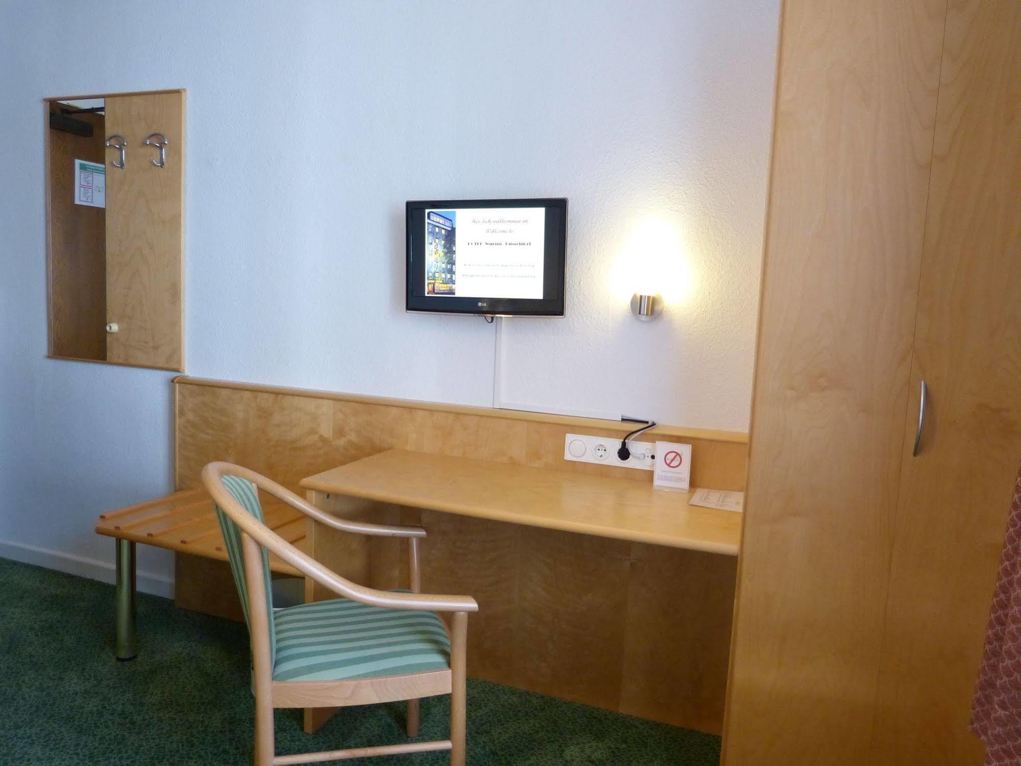 Hotel Wurms Düsseldorf Extérieur photo