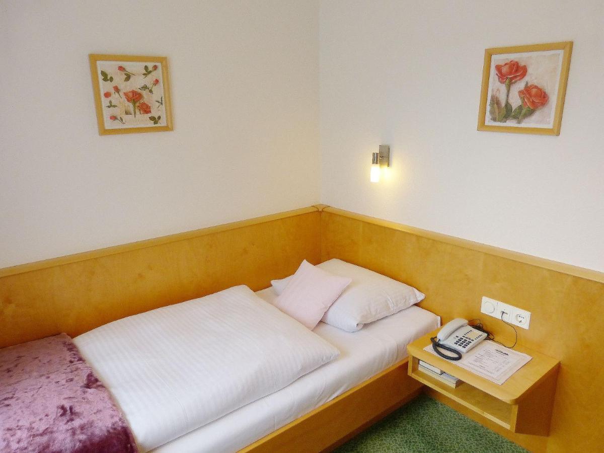 Hotel Wurms Düsseldorf Extérieur photo